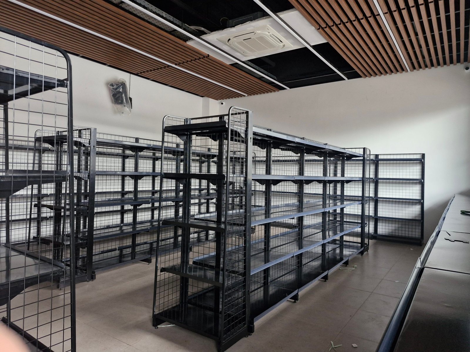 distributor rak minimarket terpercaya